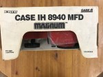 ERTL 4374 Case 8940 stof (1)